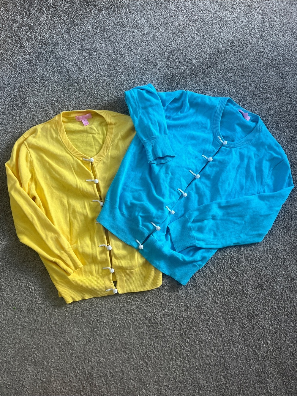 💛🩵💛🩵Lot 2 Lilly Pulitzer Vintage Hong Kong Fine Gauge Cardigans pompom szS EUC